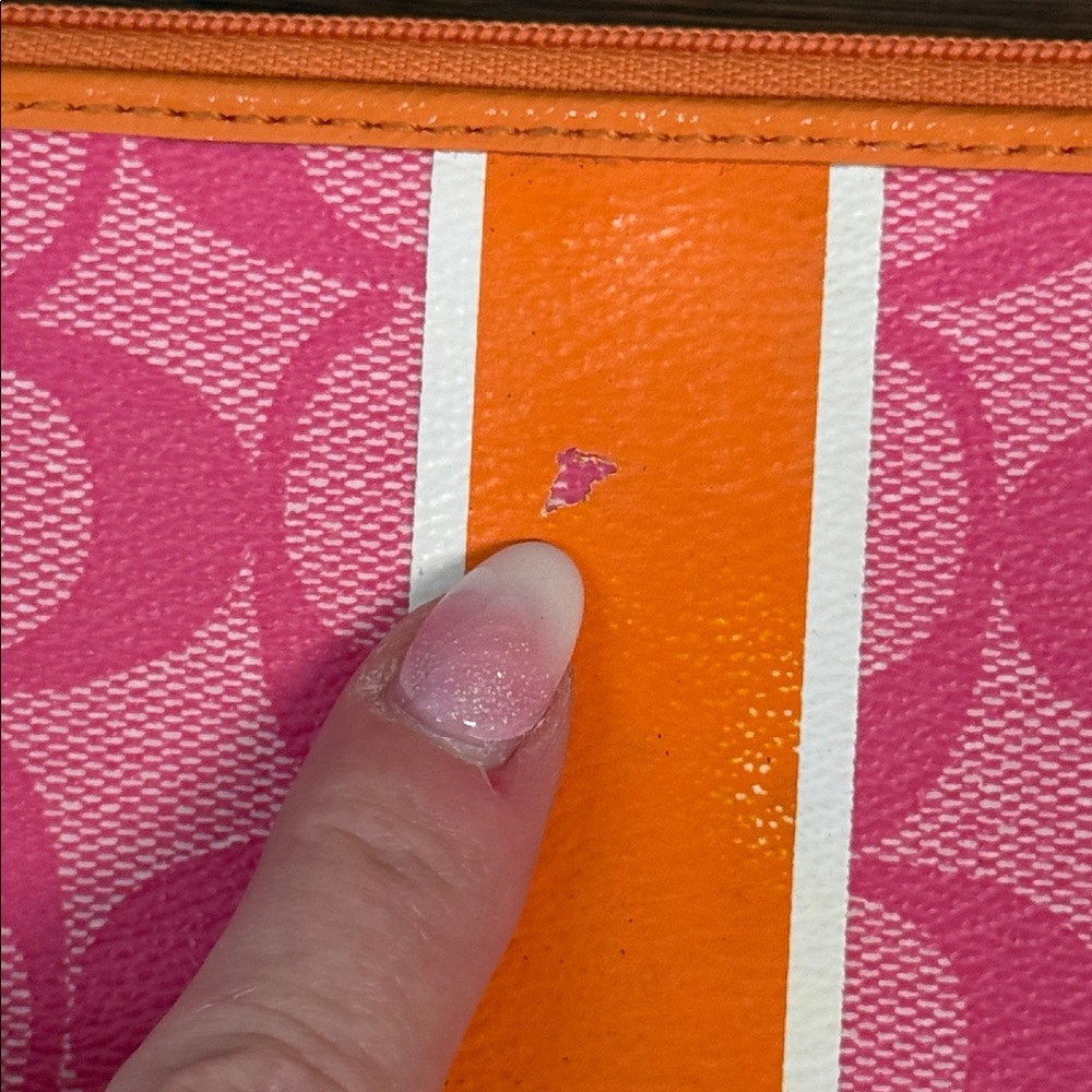 Coach Vibrant Pink and Orange Double Zip Signature Logo Wristlet Clutch Wallet! - Picture 8 of 12